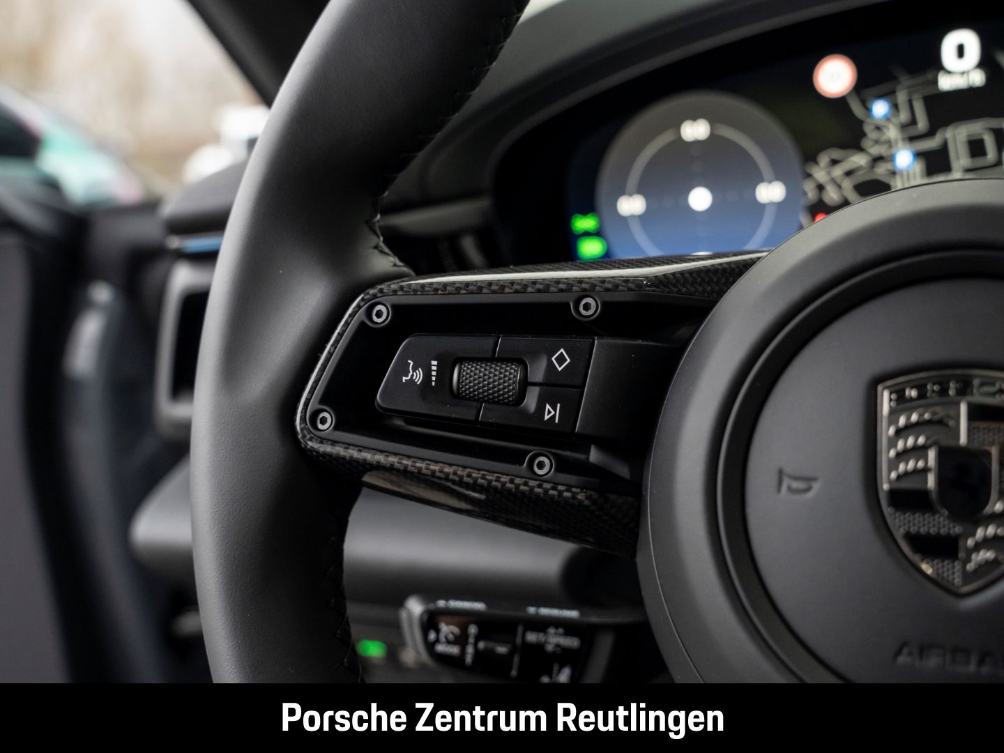 Porsche Macan Turbo Burmester Luftfederung InnoDrive LED
