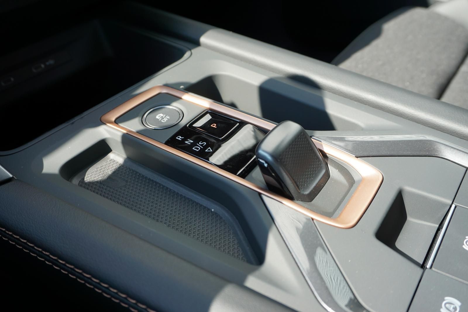 Cupra Leon Sportstourer 1.5 eTSI DSG - Samsaru's Car Outlet