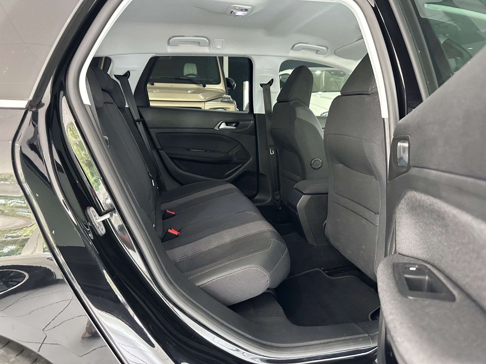 Peugeot 308 SW Allure - Samsaru's Car Outlet