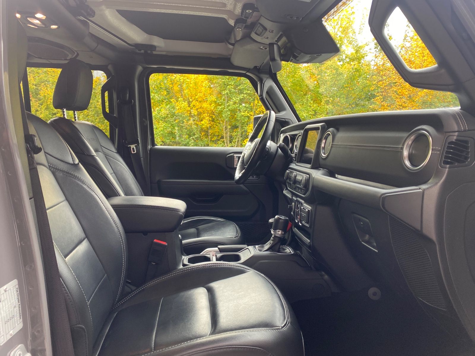 Jeep Gladiator Overland 4WD LED AHK R-Cam