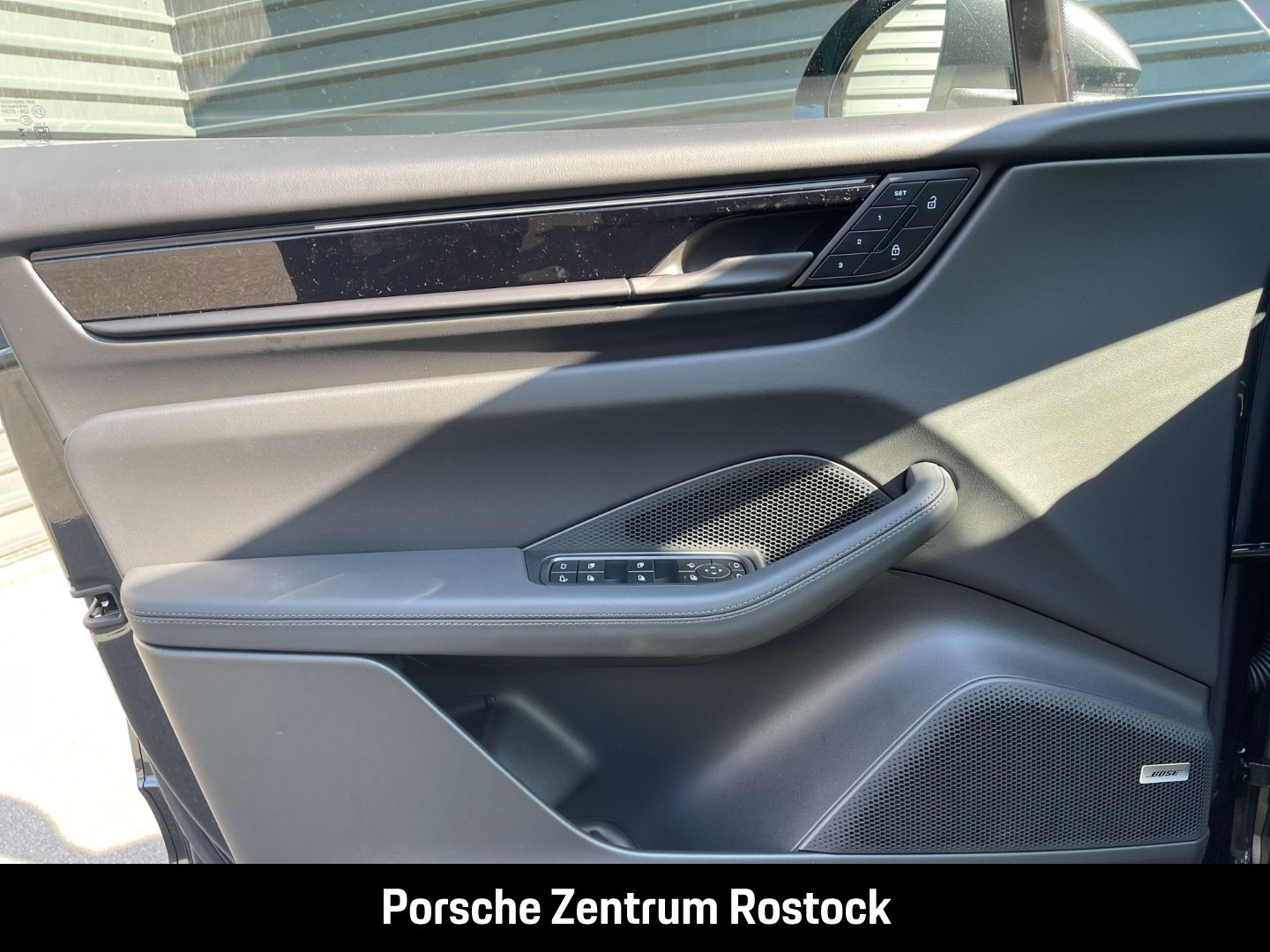 Porsche Macan 4 BOSE Abstandstempomat Surround-View LED