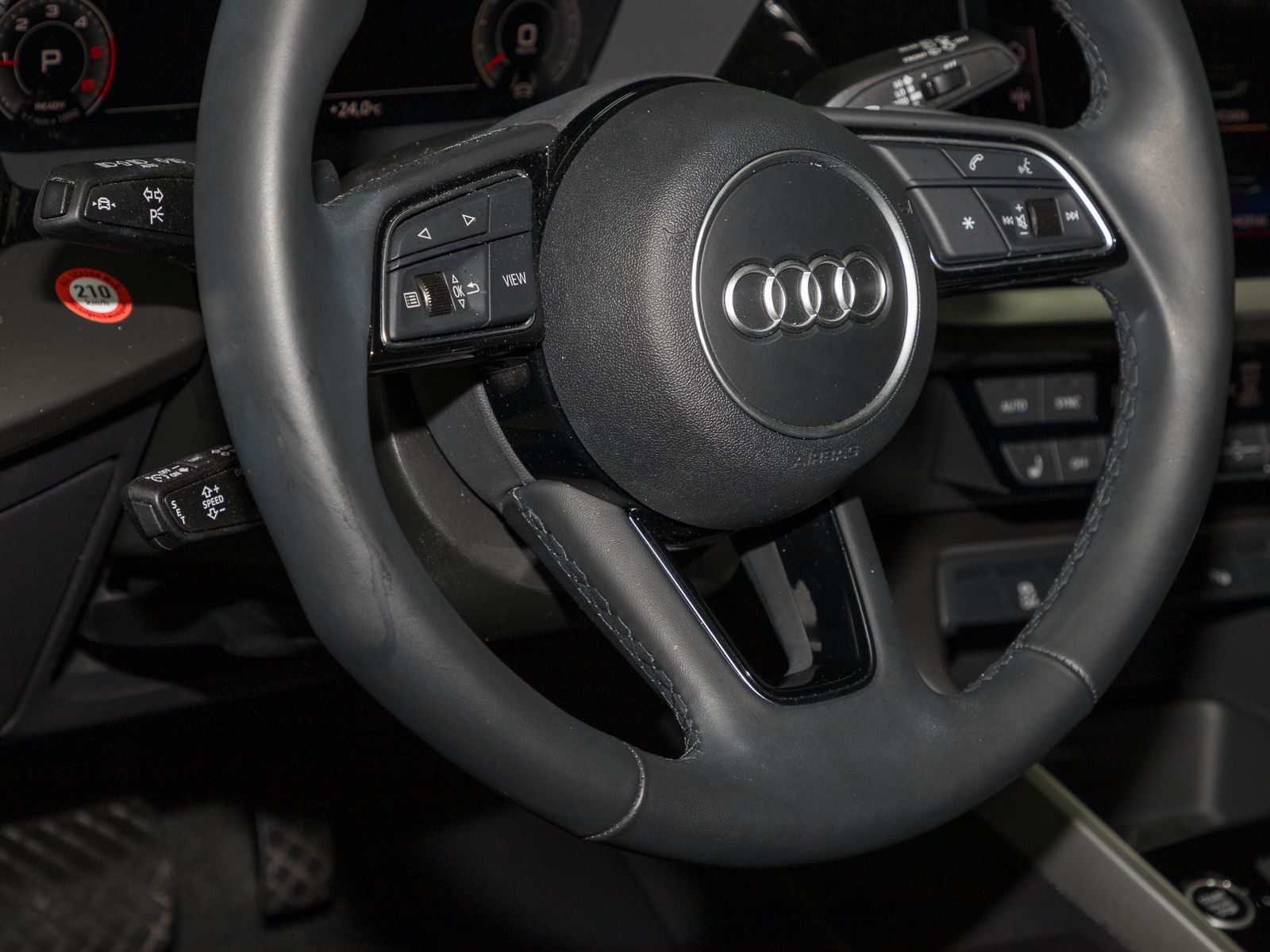 Audi A3 Sportback 30 TDI ADVANCED - Samsaru's Car Outlet