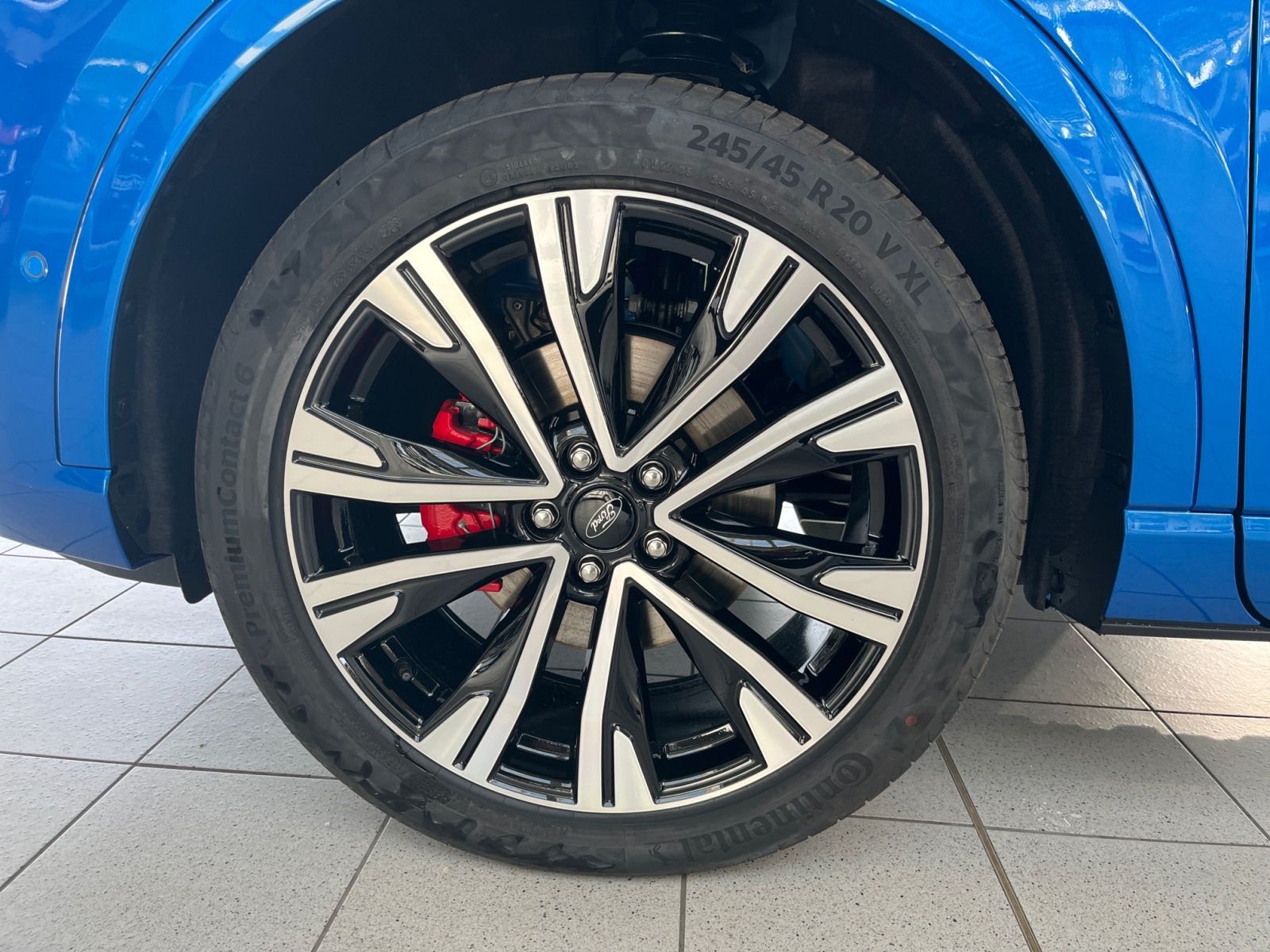 Ford Kuga PHEV ST-Line X - Samsaru's Car Outlet