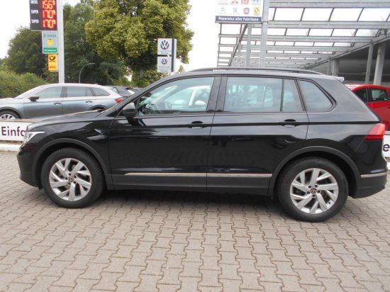 Volkswagen Tiguan 1.5 TSI Life - Samsaru's Car Outlet