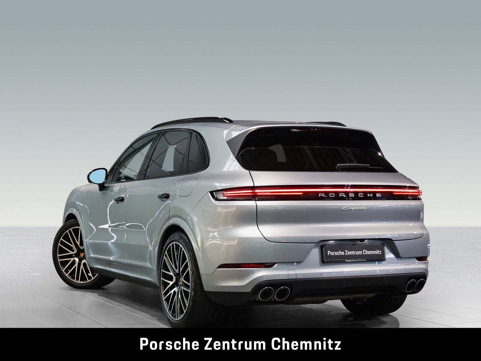 Porsche Cayenne E-Hybrid Luft;Chrono;BOSE;AHZV
