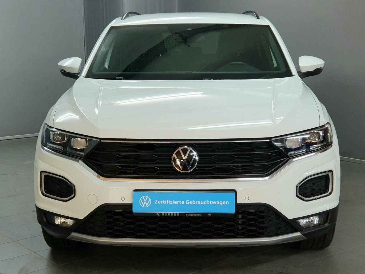 Volkswagen T-Roc 1.5 TSI DSG - Samsaru's Car Outlet