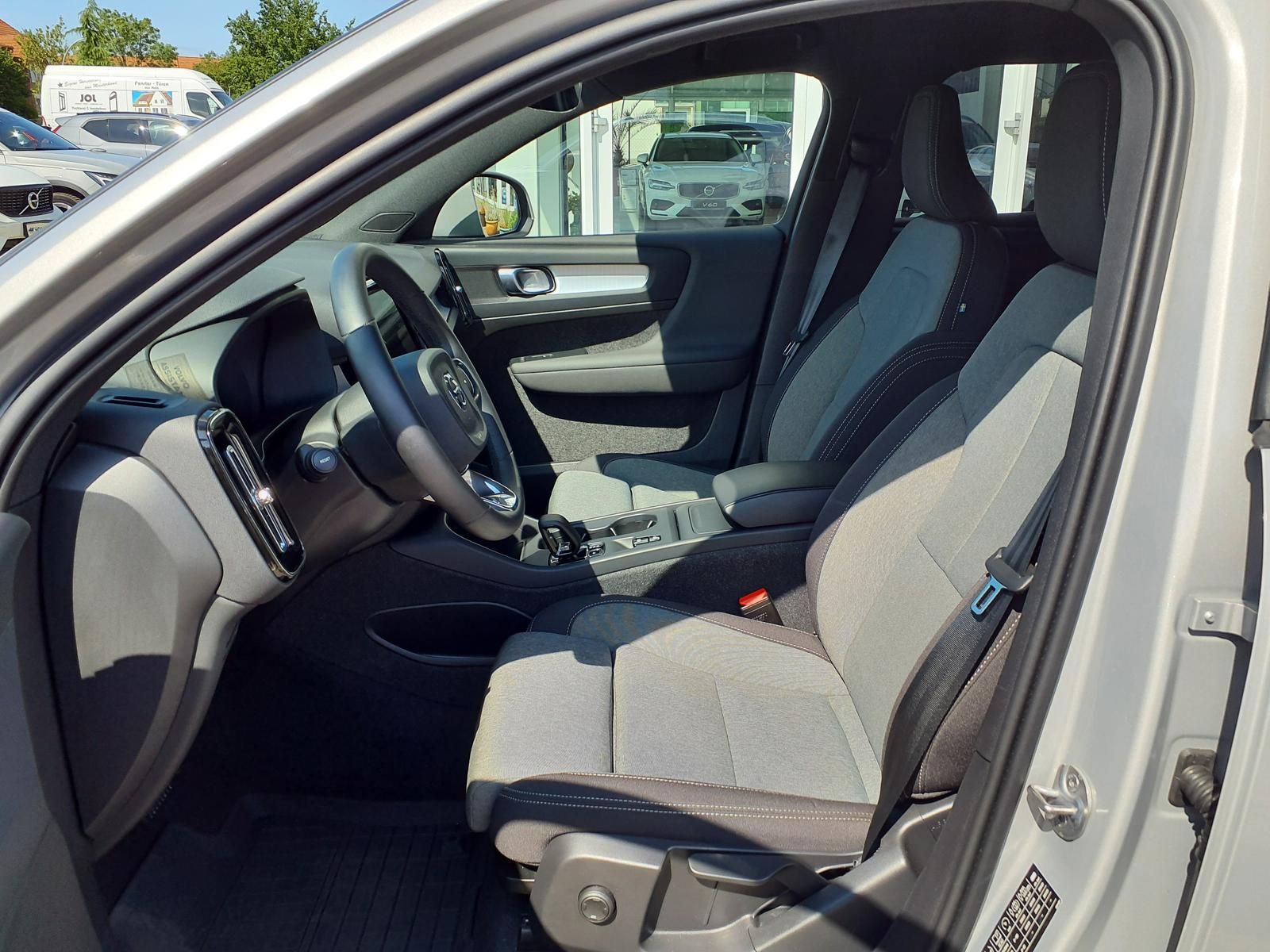 Volvo XC40 B4 Benzin Aut. AHK / ACC / BLIS