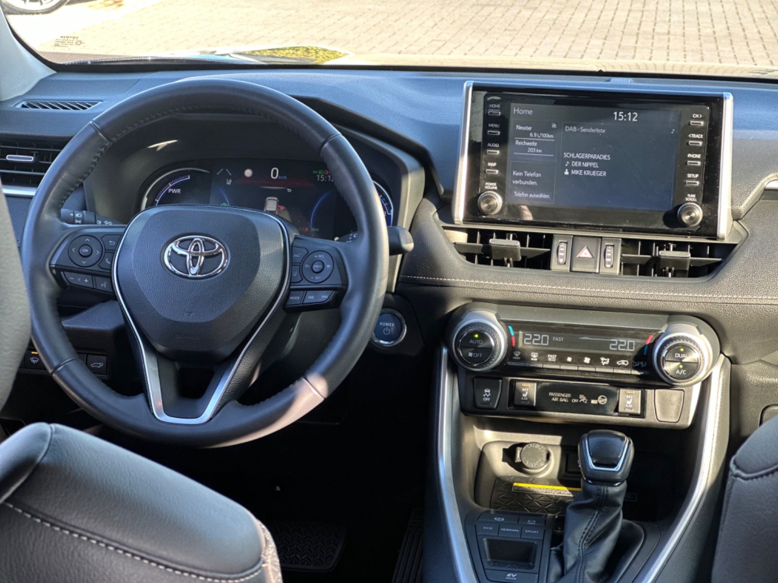 Toyota Hybrid 4x2 Club - Samsaru's Car Outlet