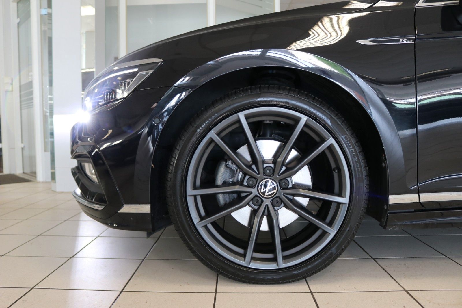 Volkswagen Passat 4M  R-Line DCC STHZ 360 Matrix Pano Leder