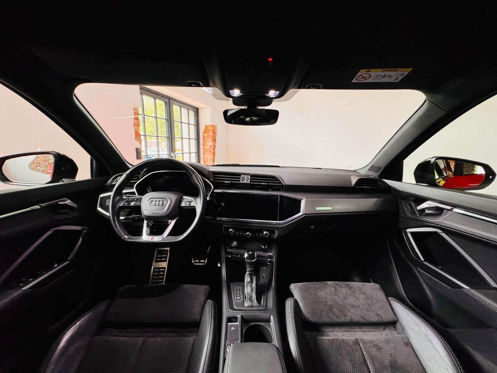 Audi Q3 45 TFSI S line - Samsaru's Car Outlet