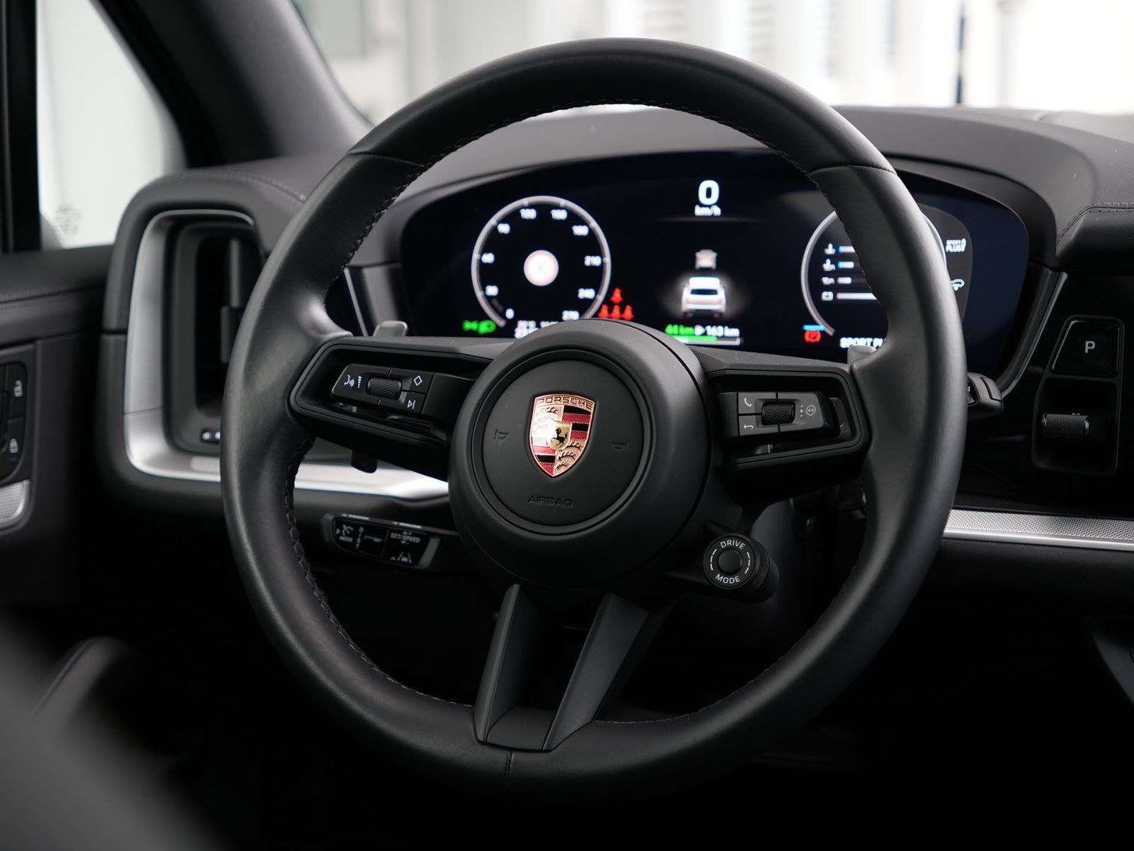 Porsche E-Hybrid MY24-INNODRIVE-ACC-LUFTF.-PANO-BOSE-RS