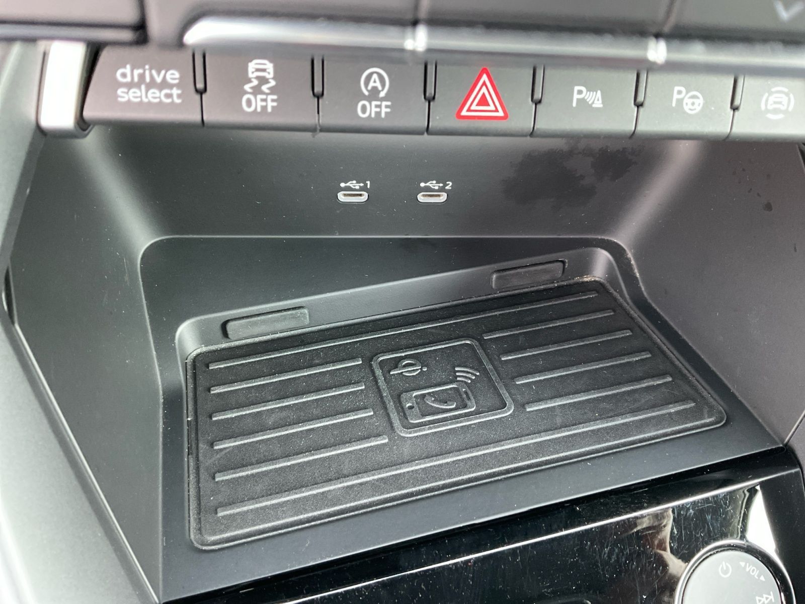 Audi A3 Limousine 35 TFSI advanced - Samsaru's Car Outlet