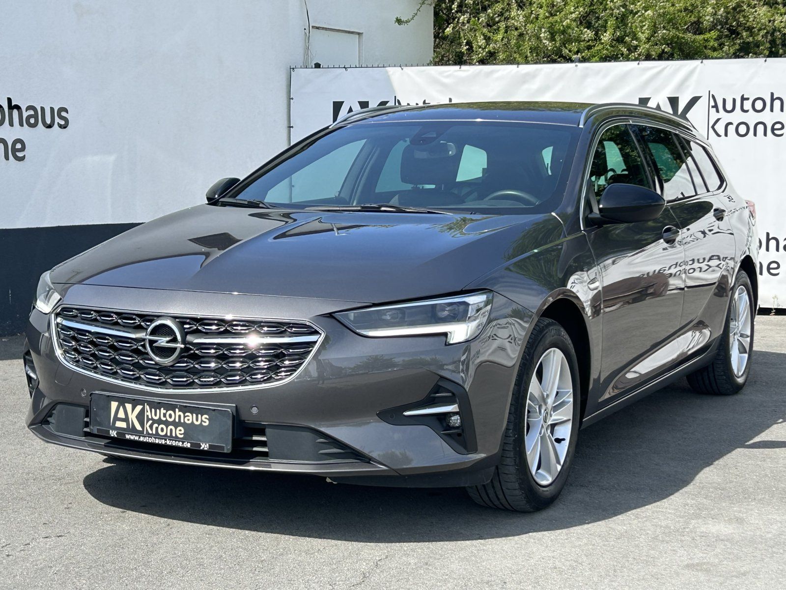 Opel Insignia 2.0 CDTI Business - Samsaru's Car Outlet