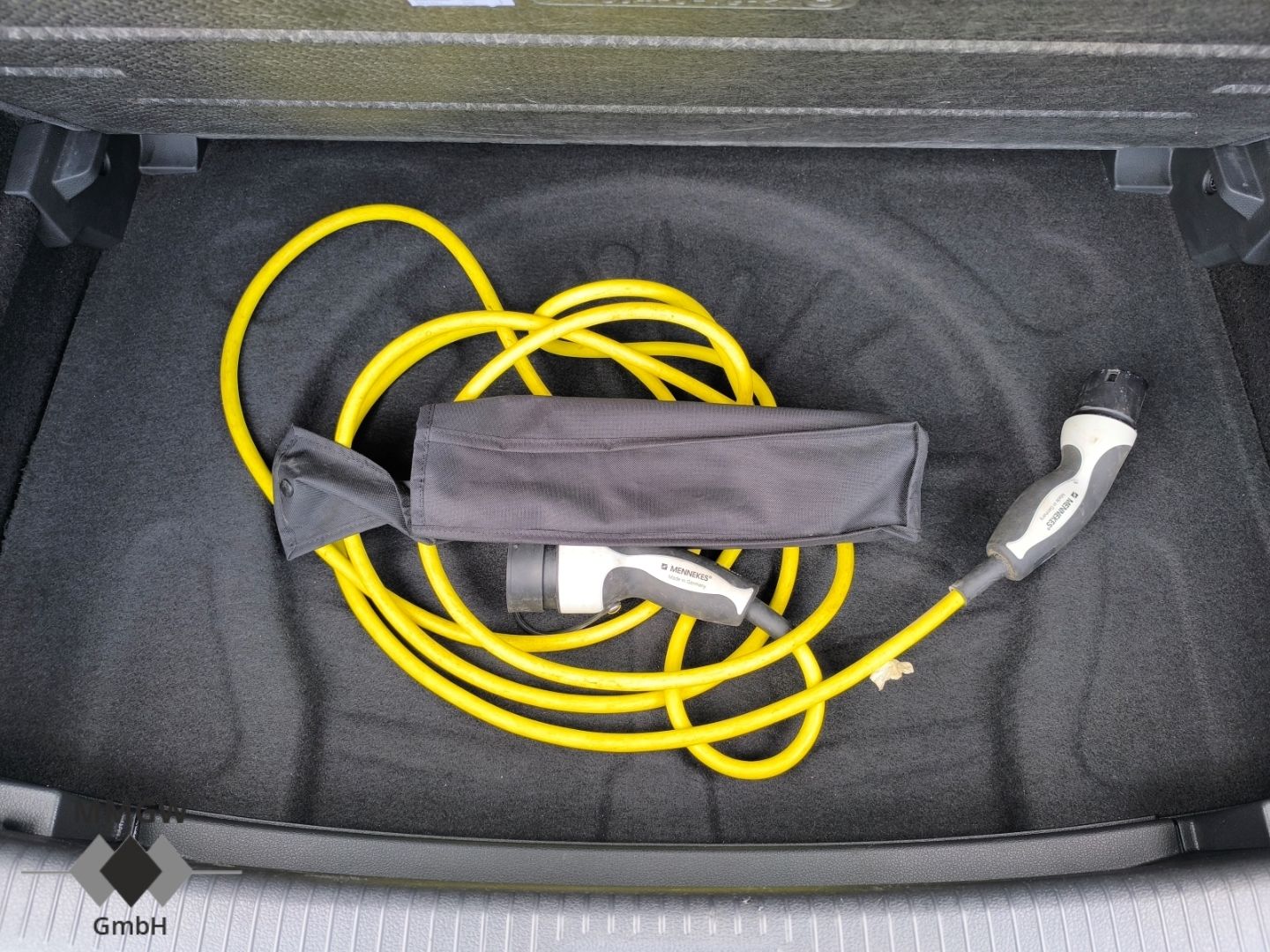 Volkswagen Golf VII e-e- - Samsaru's Car Outlet