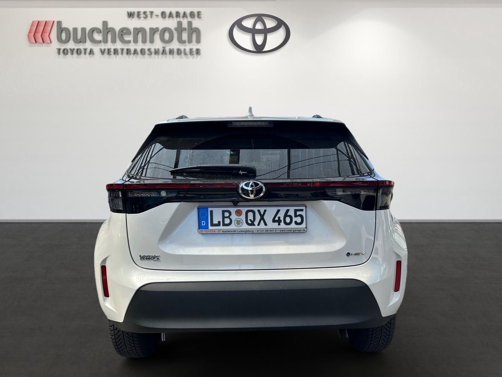 Toyota Yaris Cross Hybrid FWD Black&White Navi+Winterko