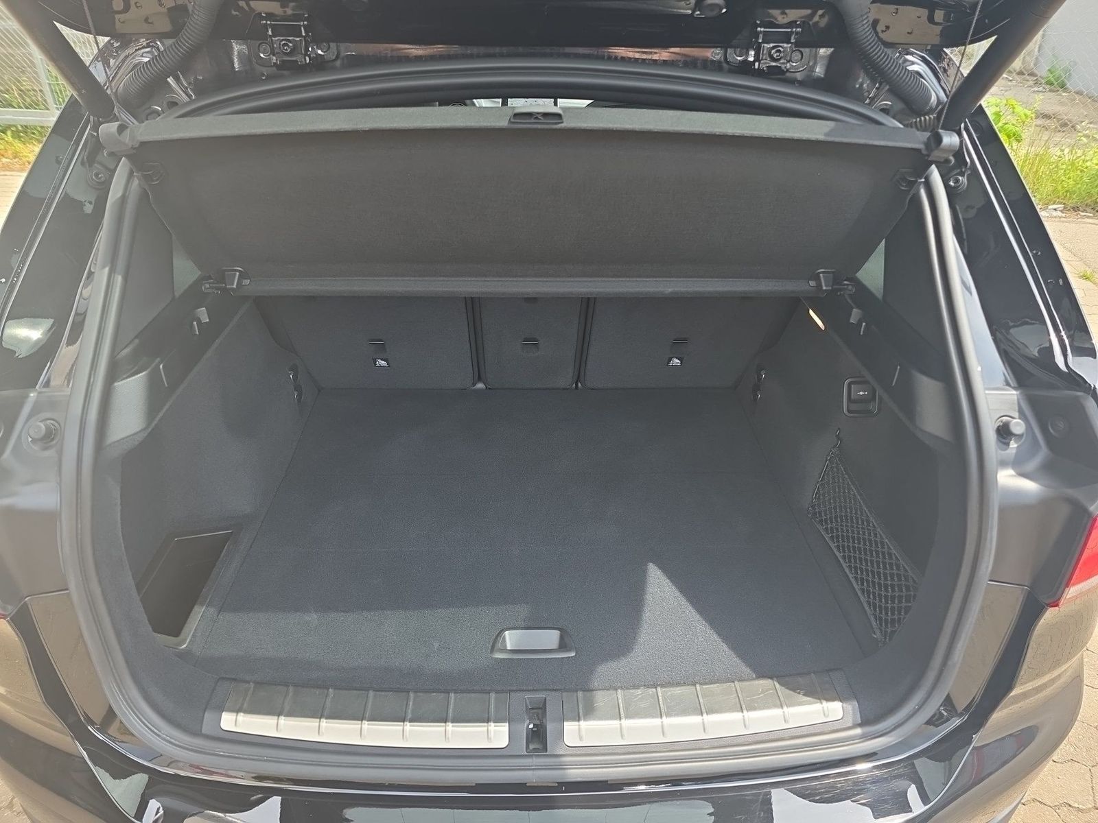 BMW X1 xDrive20d X-Line - Samsaru's Car Outlet