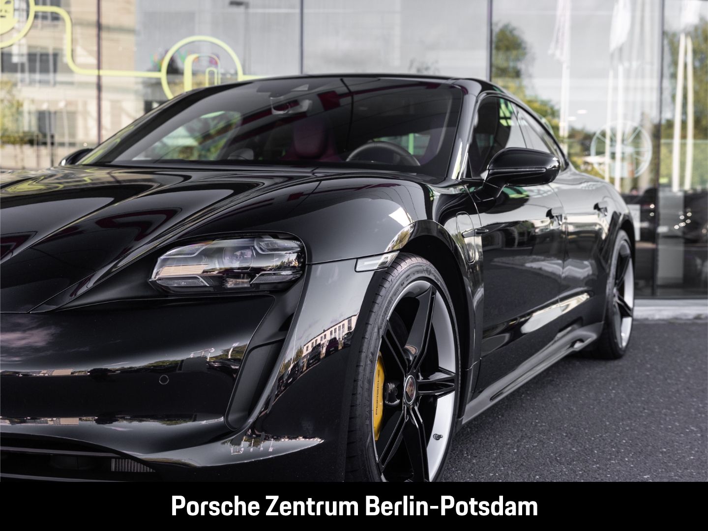 Porsche Taycan Turbo S BOSE Sport-Chrono Paket LED-Matri