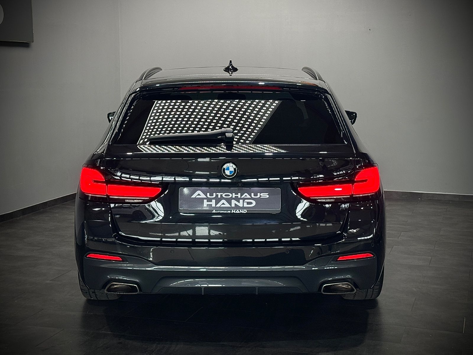 BMW 530d*X-DRIVE*M-SPORT*PANO*LASER*HUD*HiFi*1.Hd