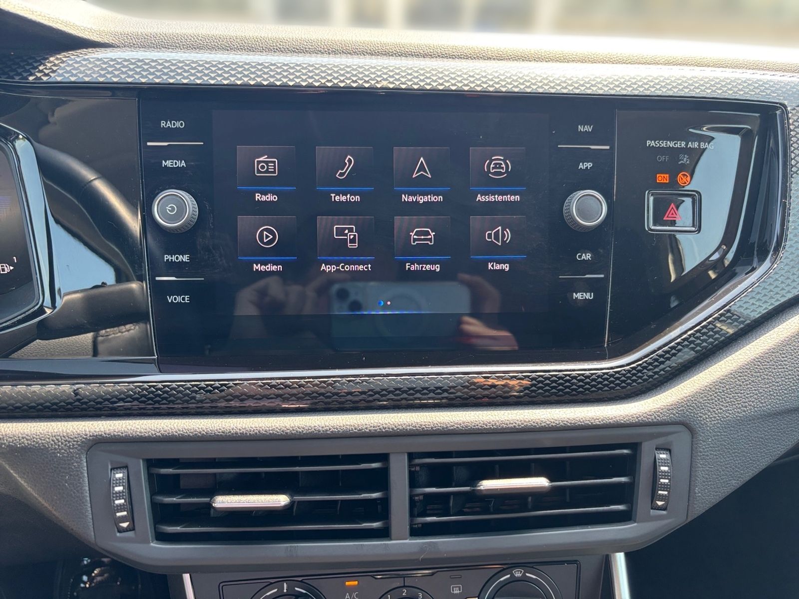 Volkswagen Taigo 1.0 TSI LIFE - Samsaru's Car Outlet