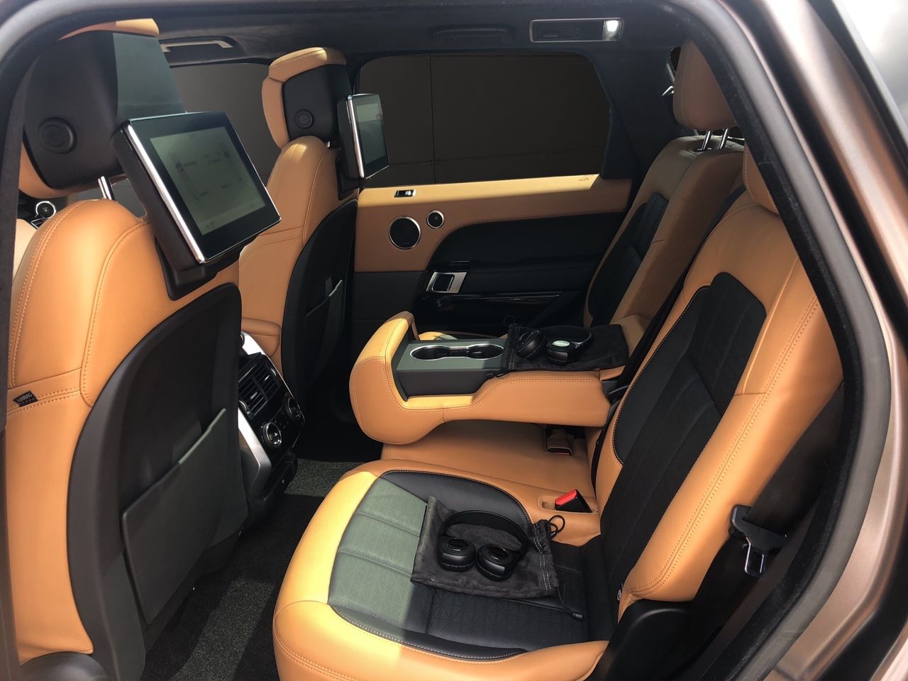 Sport Autobiography Dynamic - Samsaru's Car Outlet