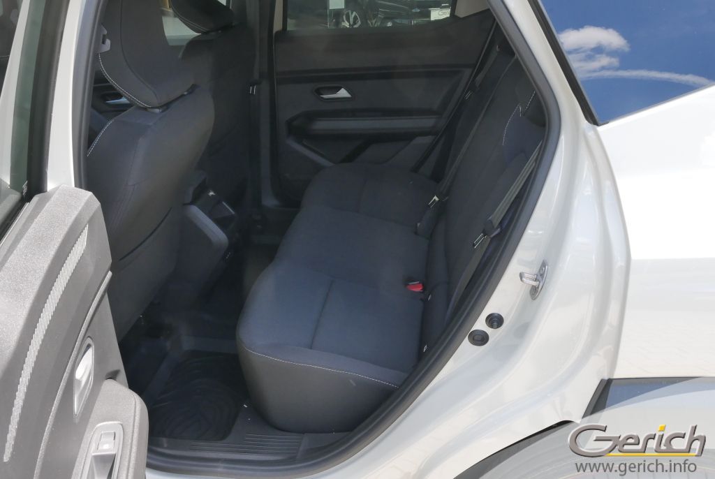 Dacia Duster TCe 130 Journey - Samsaru's Car Outlet