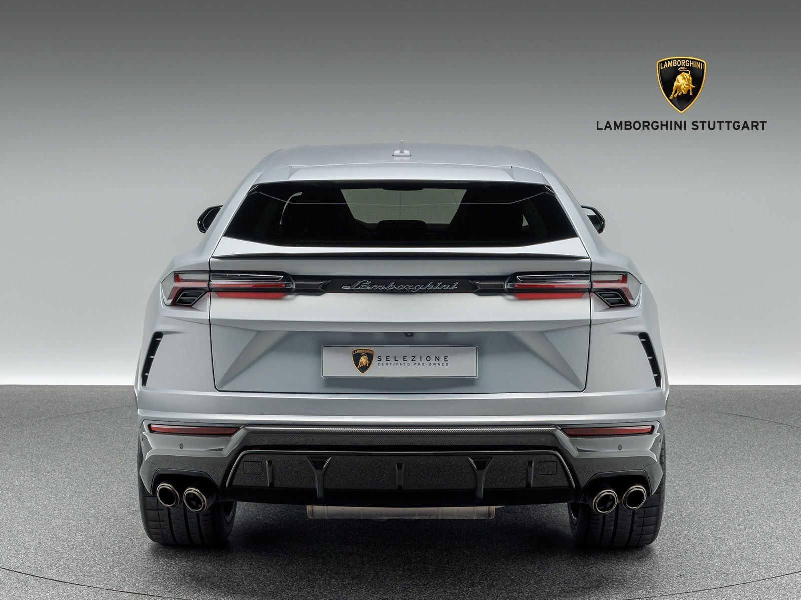 Lamborghini Urus - Samsaru's Car Outlet