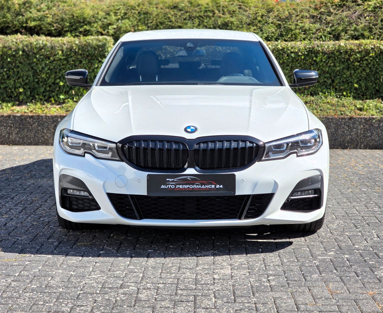 BMW M-SPORTPAKET*XDRIVE*LED*NAVI*LEDER*ACC*RFK*MWST