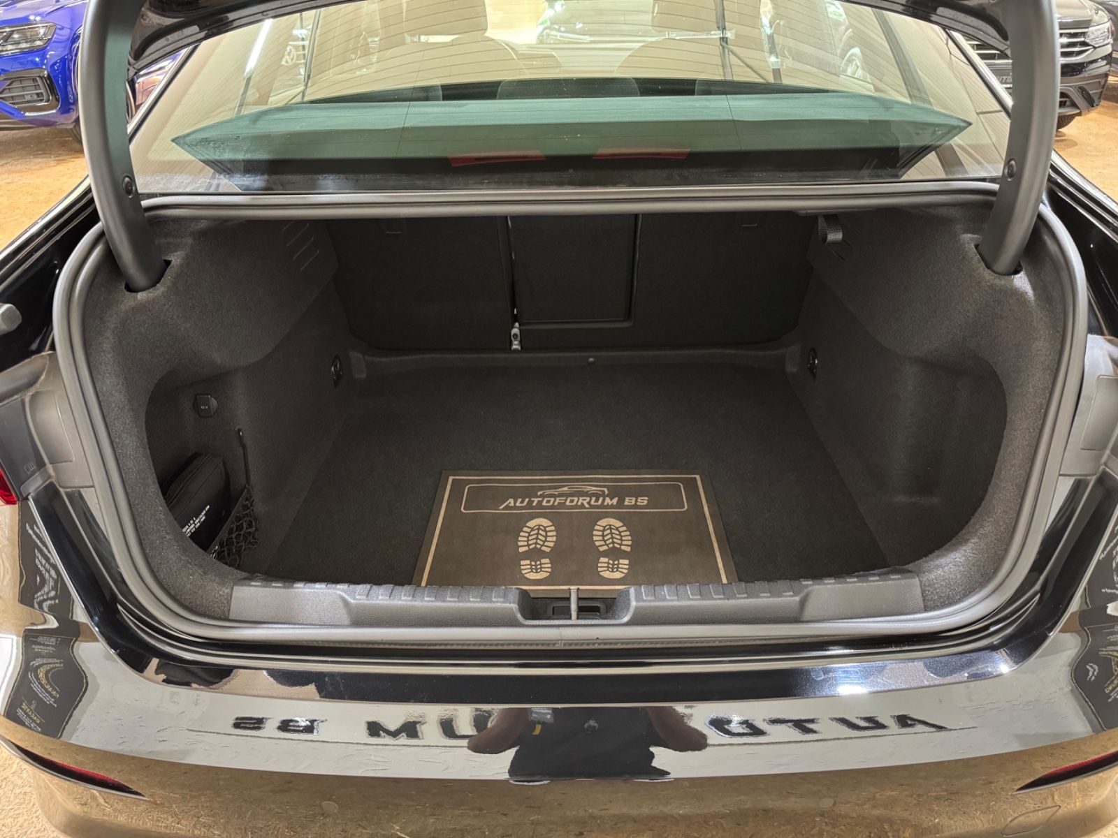 Audi A3 Limousine 35 TDI 2.0DSG/CAM/LED/SHZ/GARANTIE