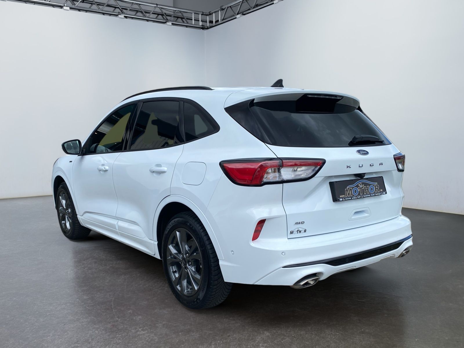 Ford Kuga ST-Line X 2.0 EcoBlue - Samsaru's Car Outlet