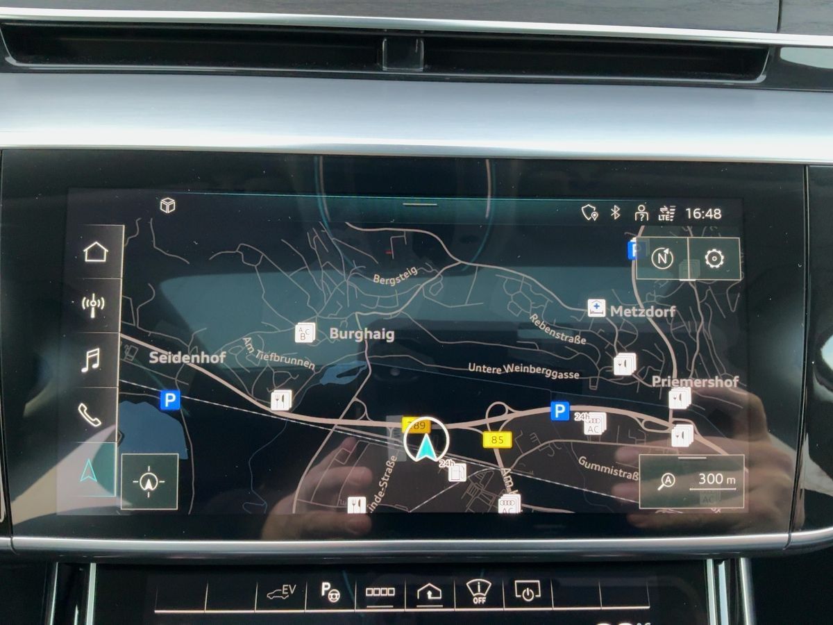 Audi A8 60 TFSI e QU MATRIX - Samsaru's Car Outlet