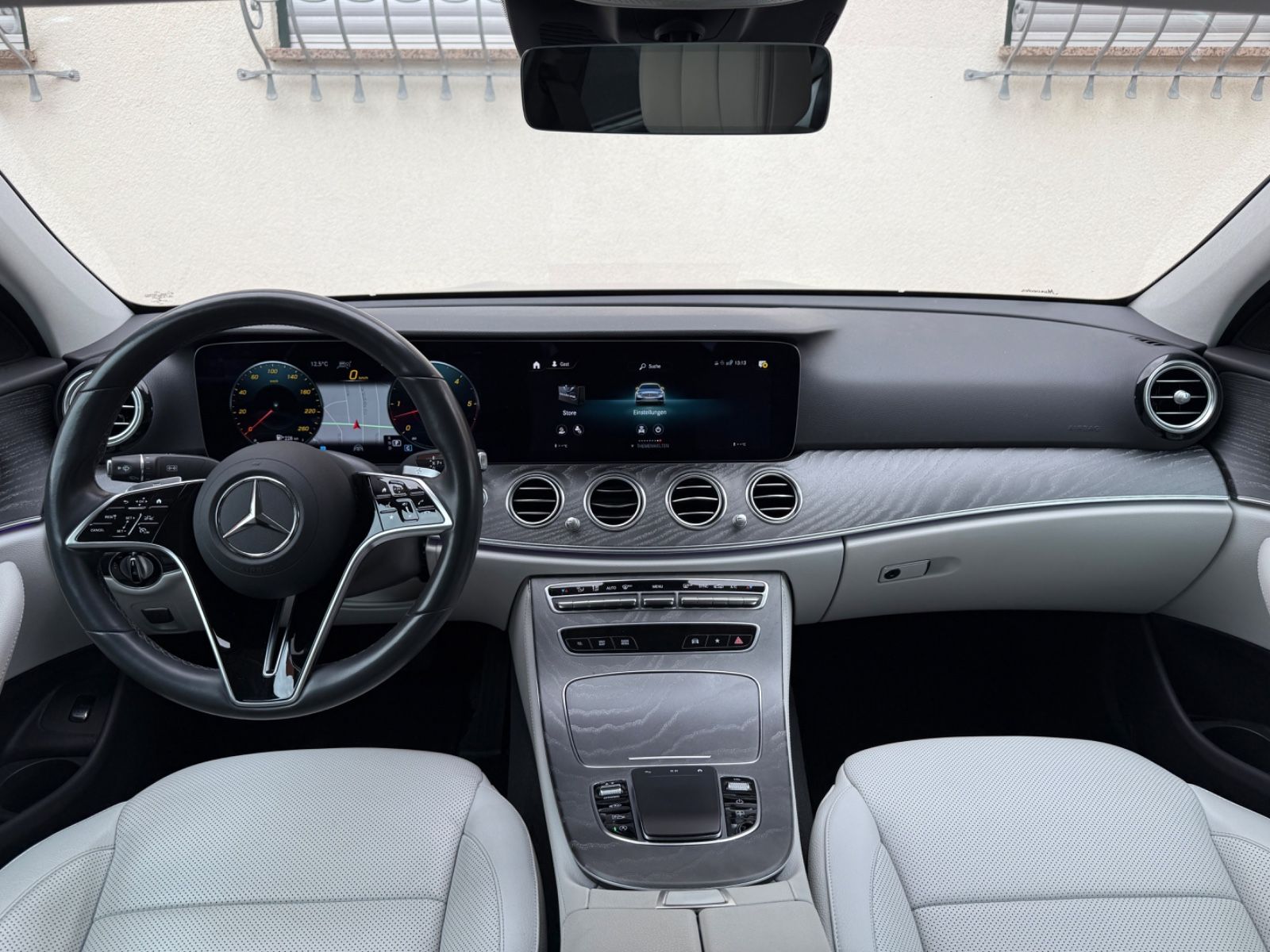 Mercedes-Benz E 400 d 4Matic AMG-LINE - Samsaru's Car Outlet