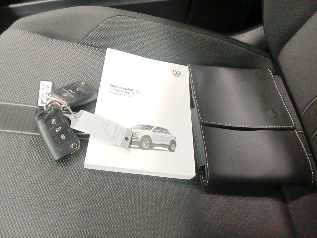 Volkswagen T-Roc Life 1.5 TSI DSG - Samsaru's Car Outlet