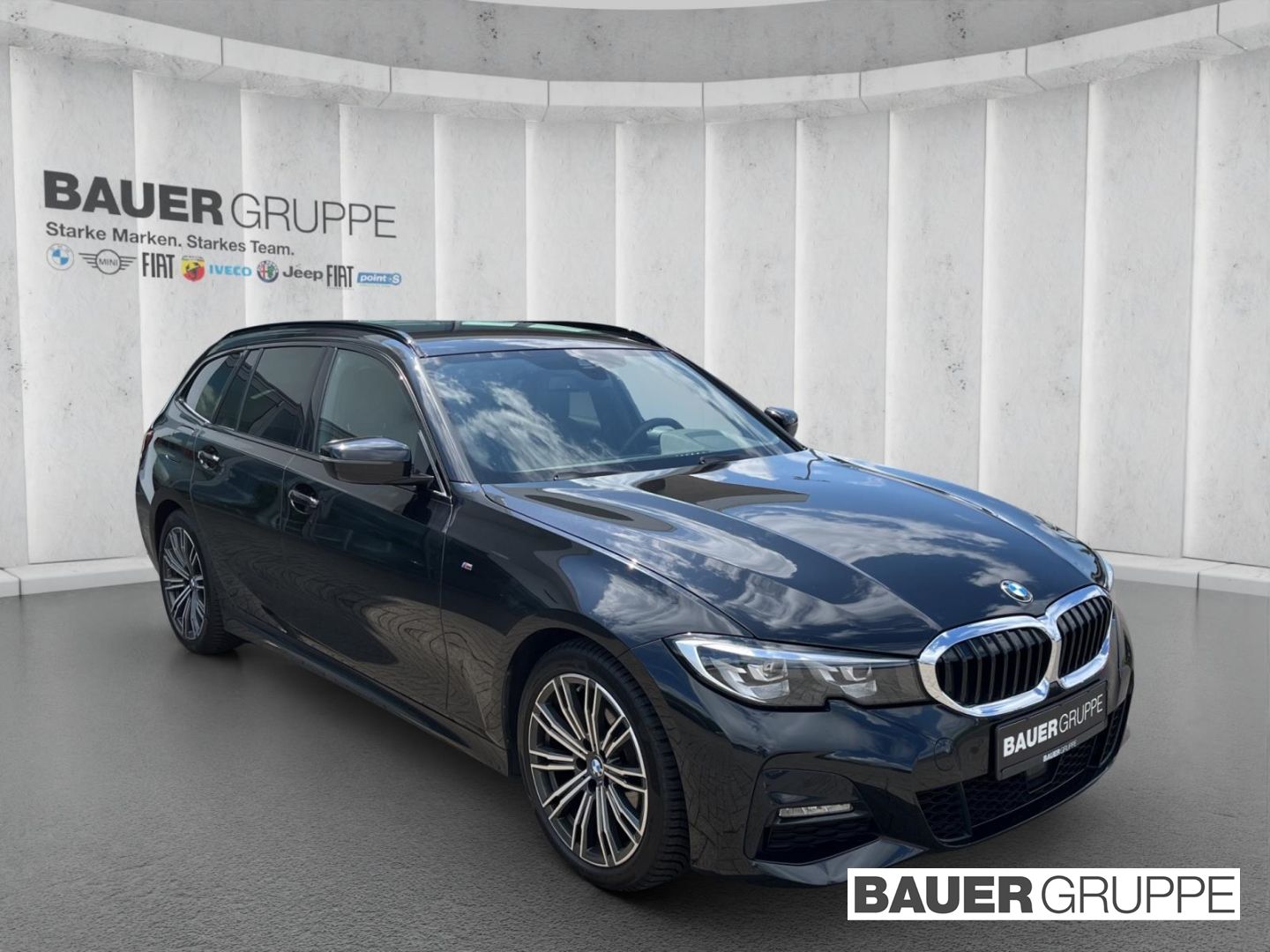 BMW 320 d xDrive M Sport Touring - Samsaru's Car Outlet
