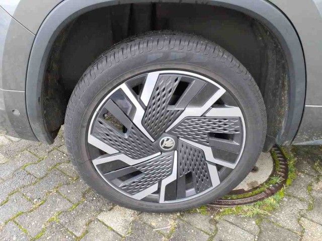 Skoda Kodiaq RS 2.0 TSI DSG 4x4 AHK+MATRIX+ACC+FAMILY