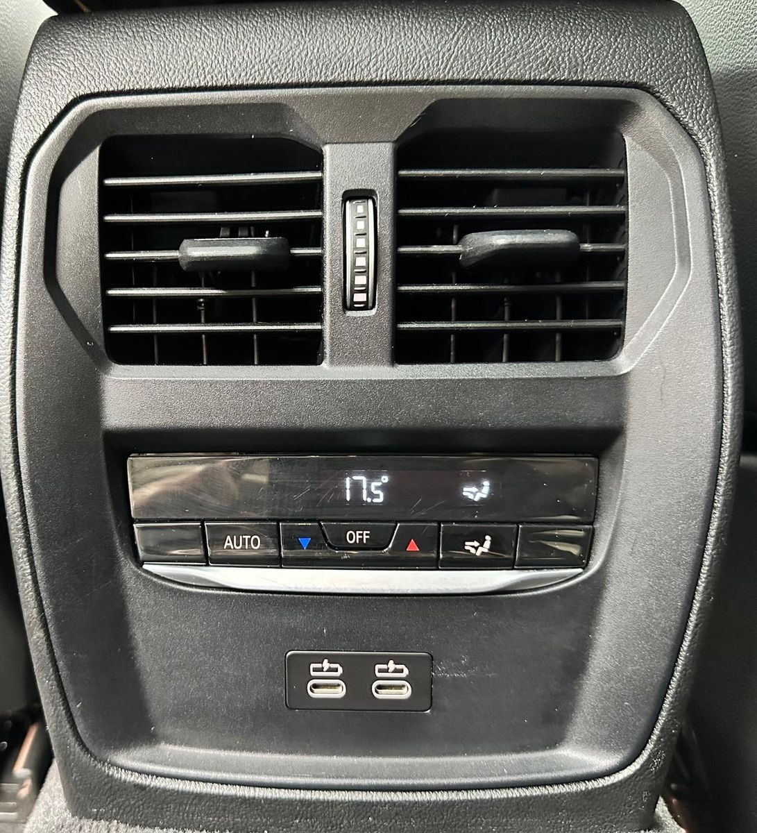 BMW 320d xDrive Touring Sport Line - Samsaru's Car Outlet