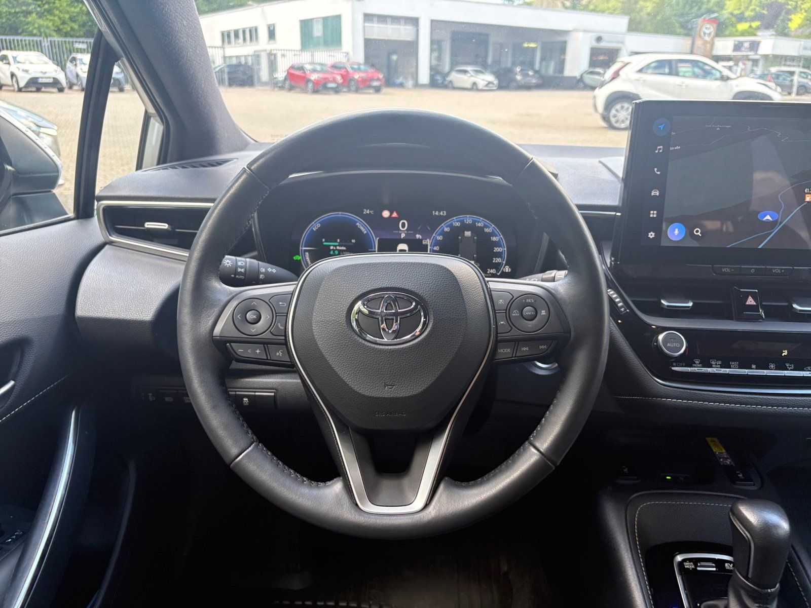 Toyota Corolla 1.8l Hybrid Team D Navi Rückfahrkamera