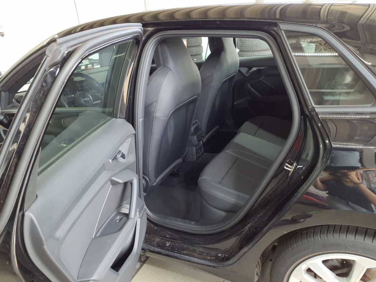 Audi A3 Sportback S-Line 30 TDI S-tronic / LED, RFK