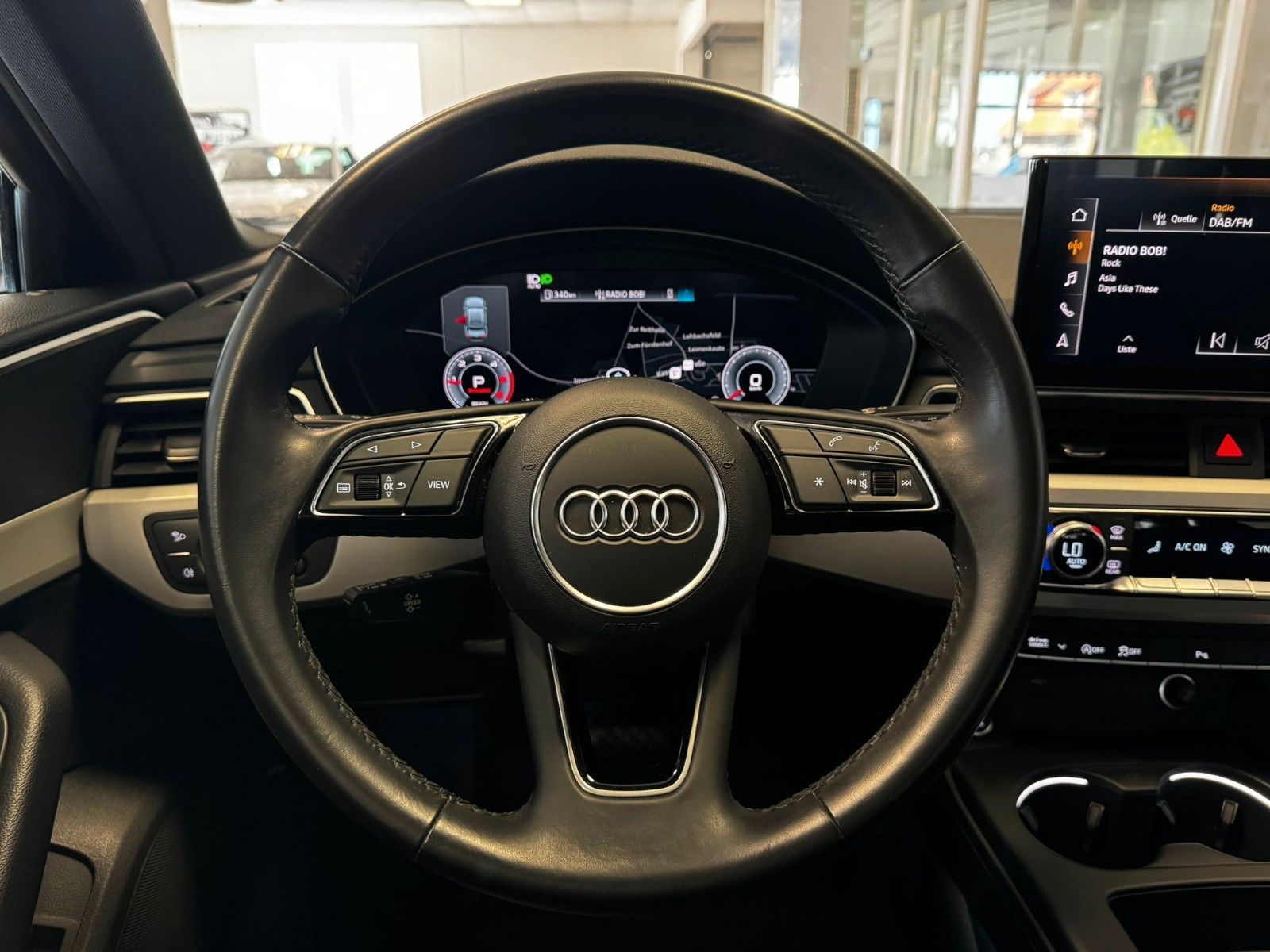 Audi A4 Lim. 40 TDI quattro Black Style - Samsaru's Car Outlet