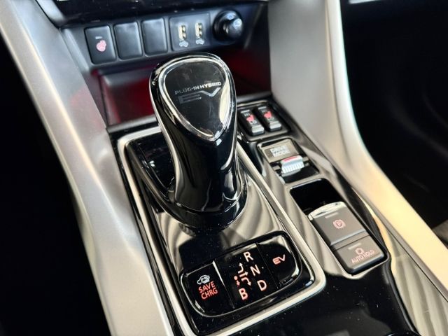Mitsubishi Eclipse Cross Mitsubishi Plug-In Hybrid Plus MJ2