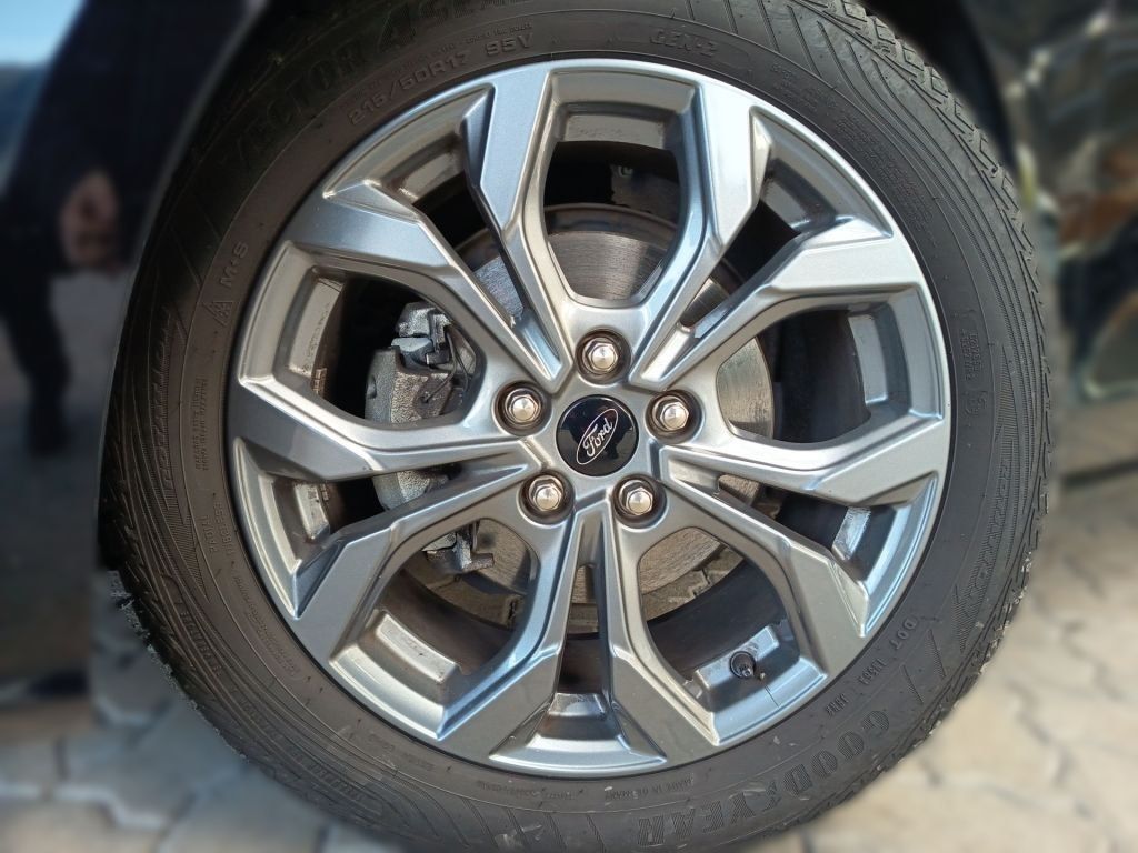Ford Focus Turnier 1.0 EcoBoost Hybrid Aut. ST-LINE