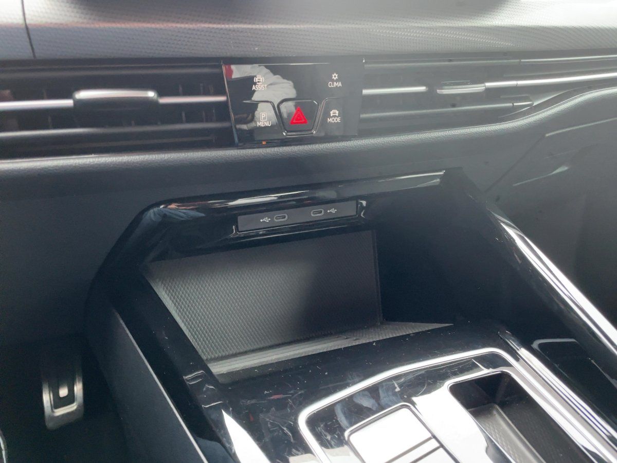 Volkswagen Golf Style APP+DAB+VIRT+ACC+LED+NAVI+PDC+360