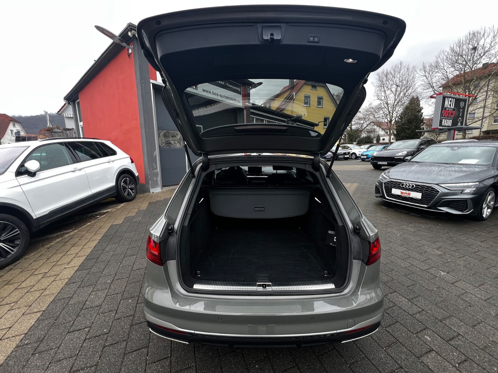 Audi A4 Avant 40 TDI S line - Samsaru's Car Outlet