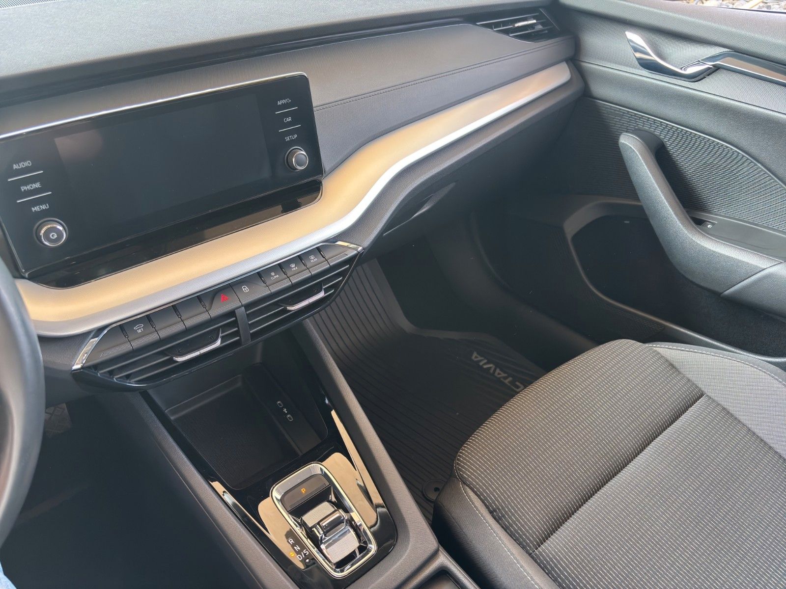 Skoda Octavia Lim. Ambition Smartlink Spurhalteassist.