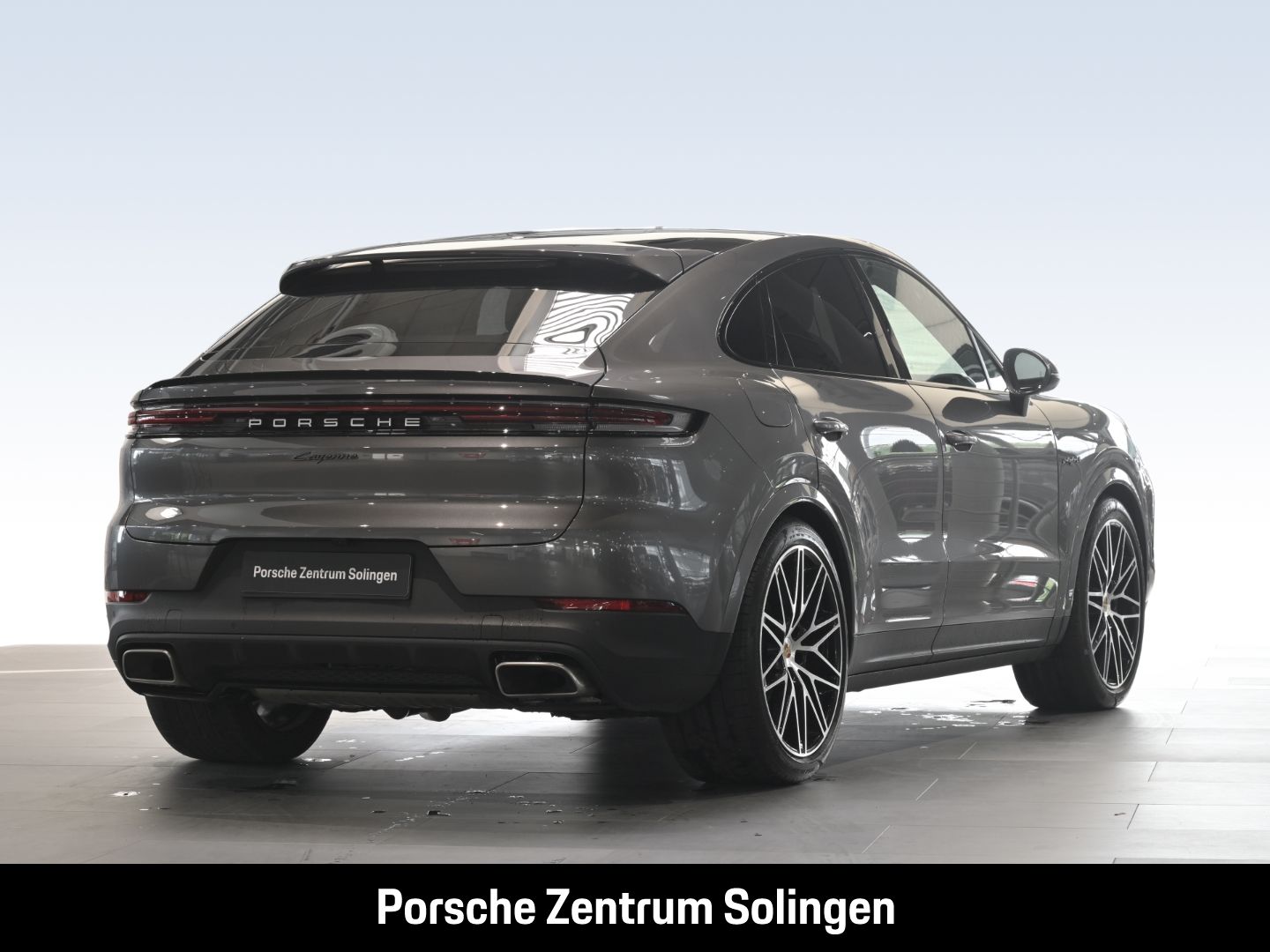 Porsche Cayenne Coupe E-Hybrid 22'' HD Matrix Bose InnoD