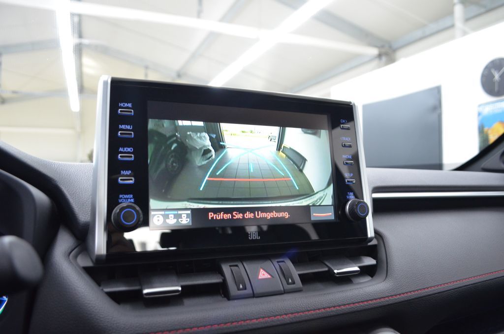 Toyota RAV 4 4x4 Plug-in-Hybrid - Samsaru's Car Outlet