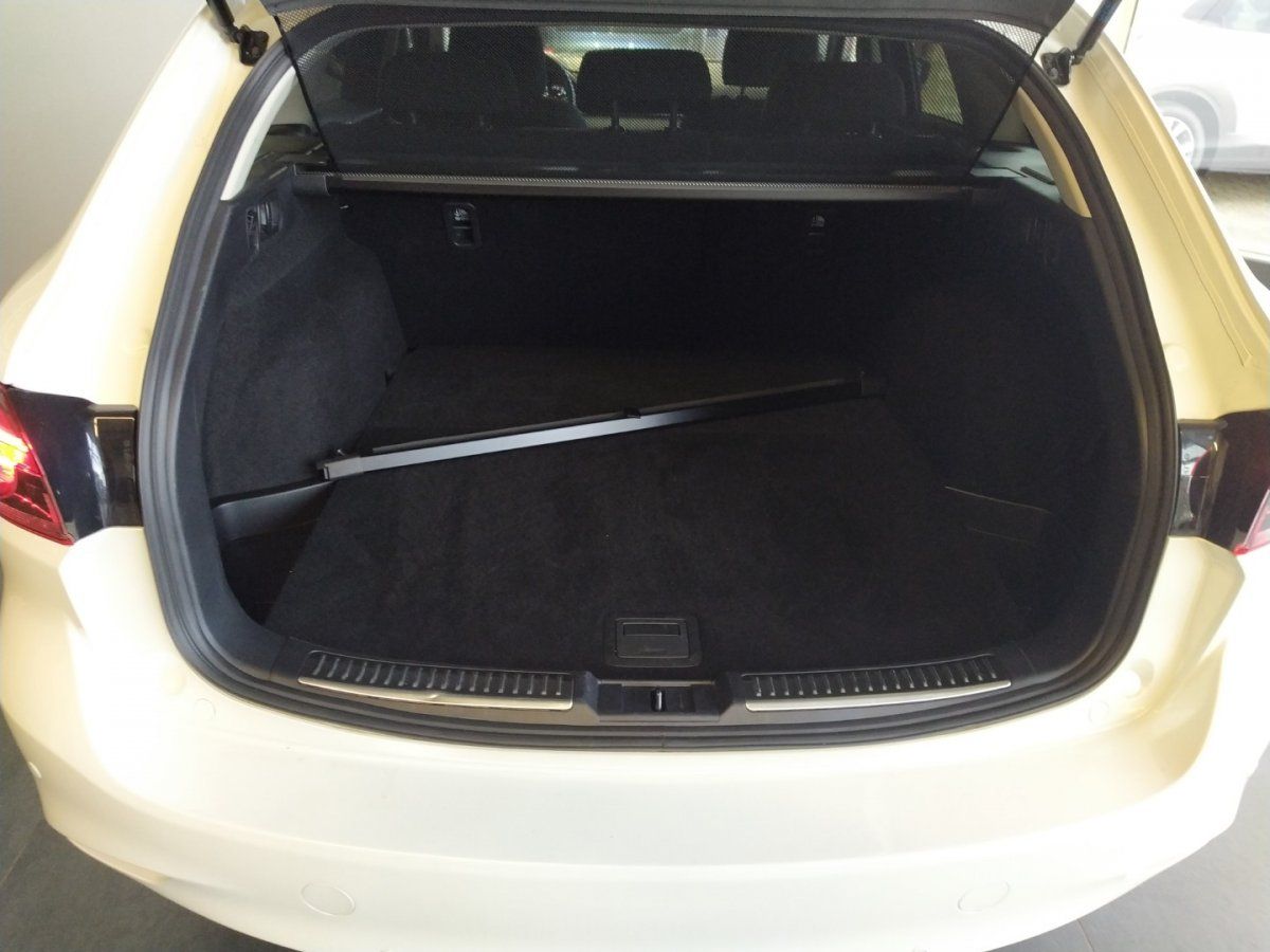 Mazda 6 2023 5WGN 2.5L SKY-G 194ps 6AT FWD EXCLUSIVE-L