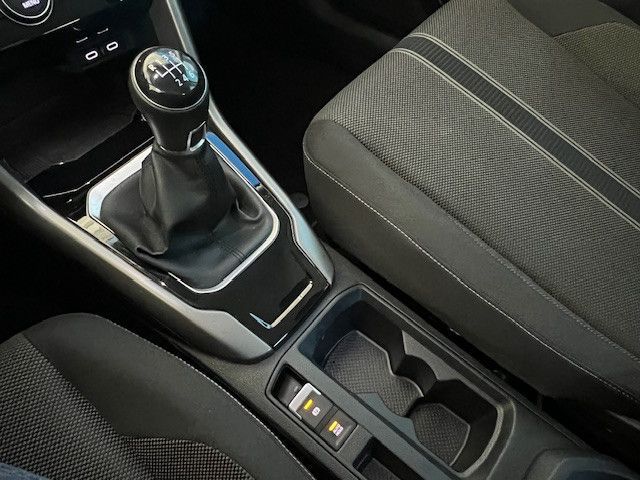 Volkswagen T-ROC Style - Samsaru's Car Outlet