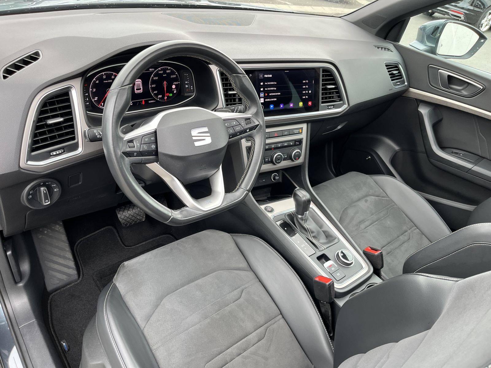 Seat Ateca 1.5 TSI DSG Xperience AHK PANO Navi 360RFK