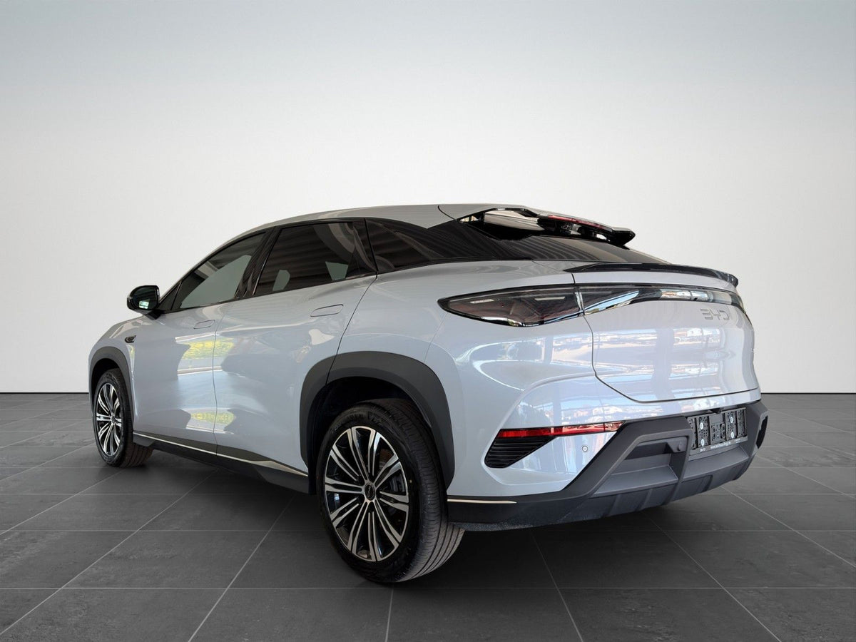 BYD Sealion 7