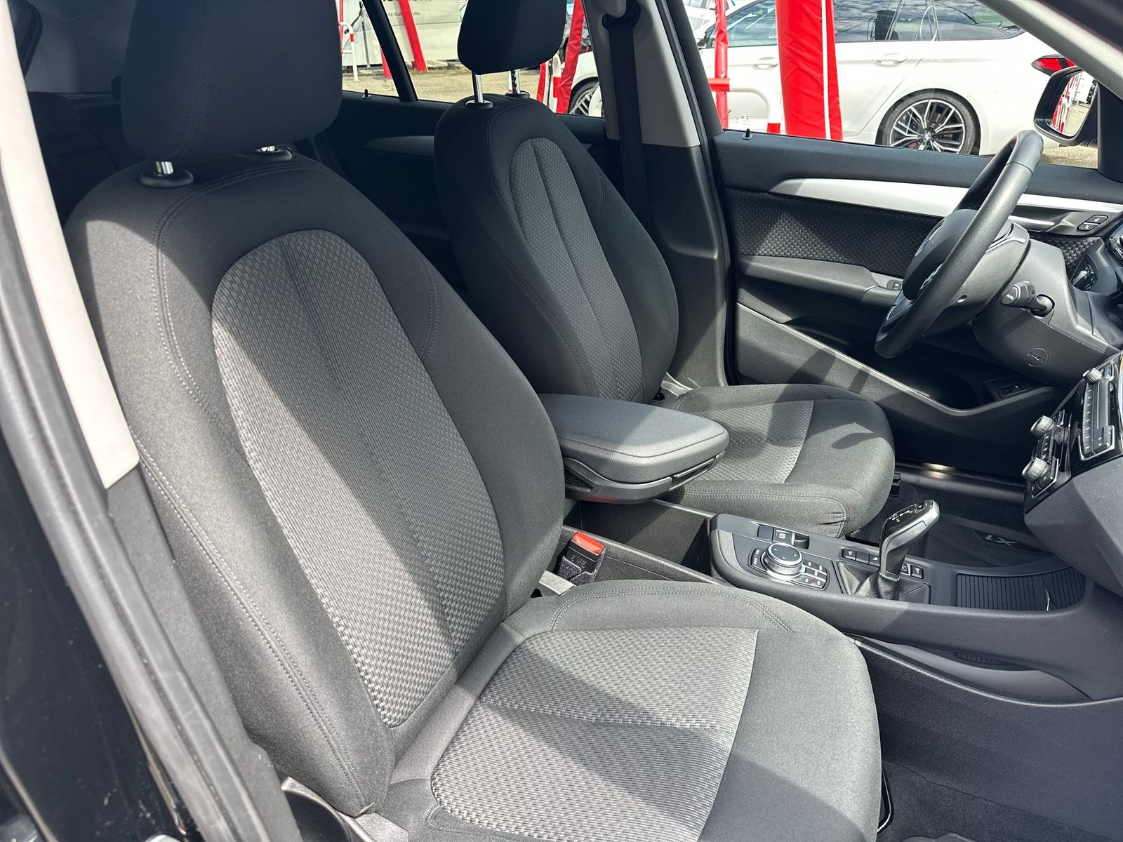 BMW X1 xDrive18d Advantage - Samsaru's Car Outlet